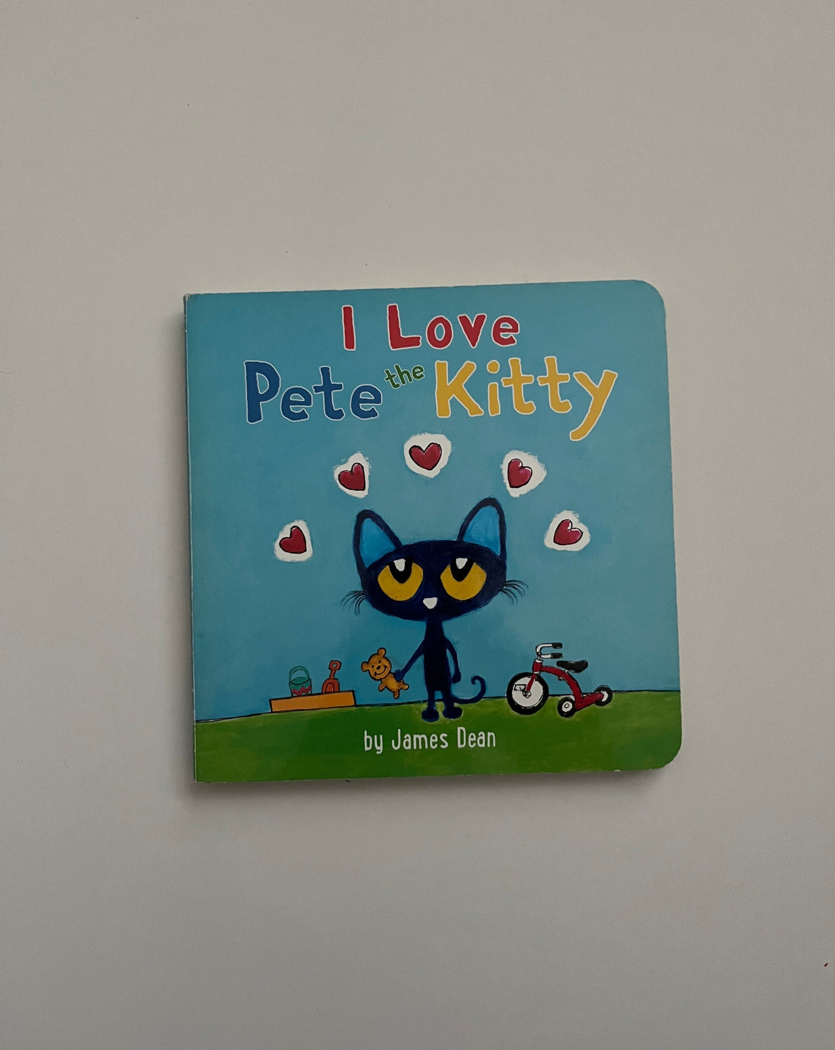 I Love Pete the Kitty by James Dean