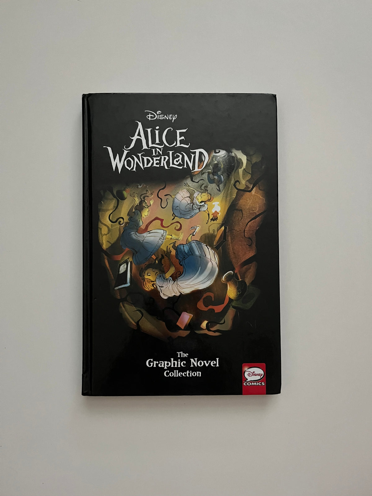 Alice in Wonderland: The Graphic Novel Collection